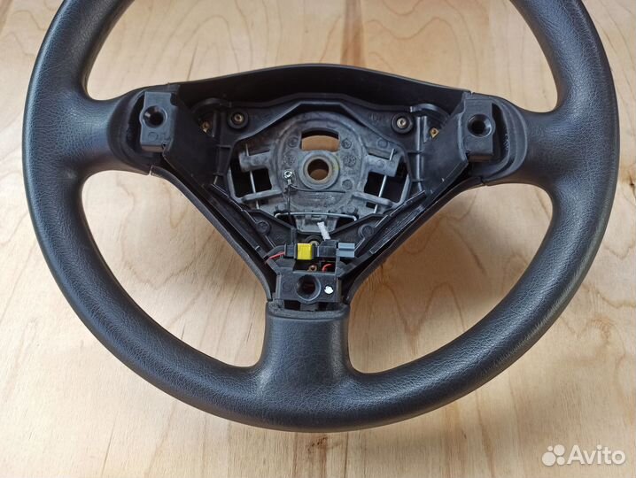 Руль Пежо Peugeot 307