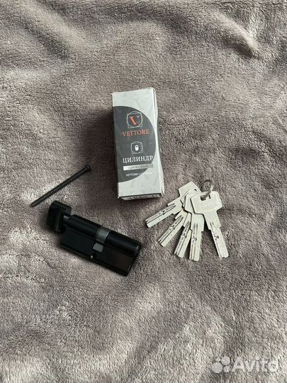 Цилиндр дверной