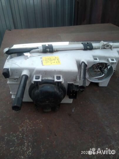 Фара ваз 2110