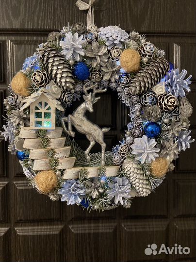 Интерьерный венок на дверь