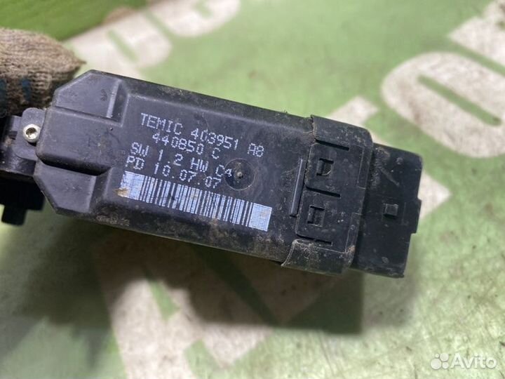 Мотор стеклоподъемника задний левый Kia Ceed G4FC