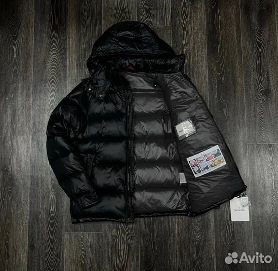 Пуховик Moncler