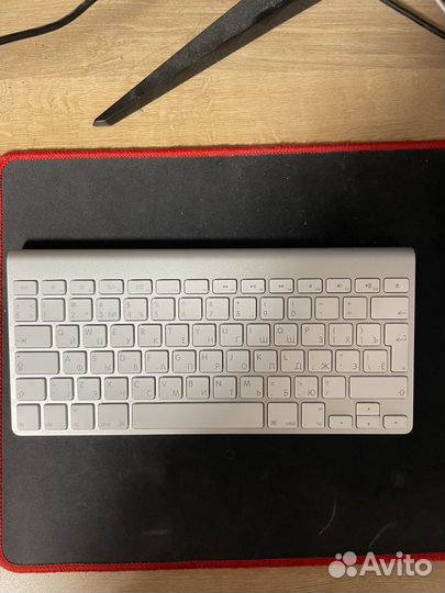 Apple Bluetooth Magic Keyboard 1 (A1314)