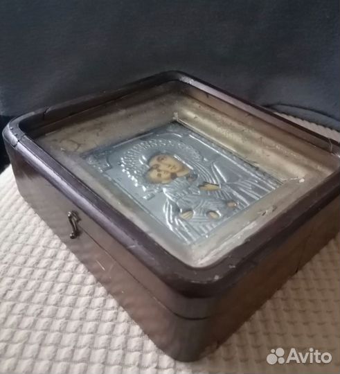 Старинные иконы