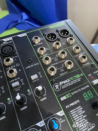 Mackie profx 12 v3 (сумка, коробка)