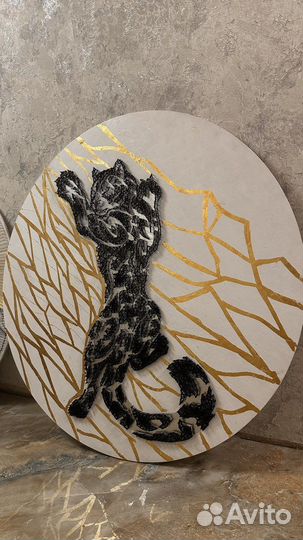 Картина на гвоздях