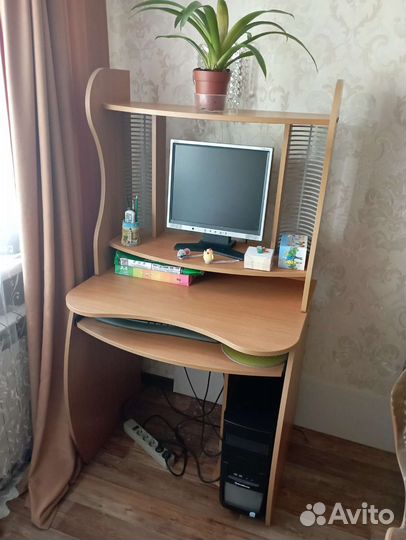 Компьютерный столик бу