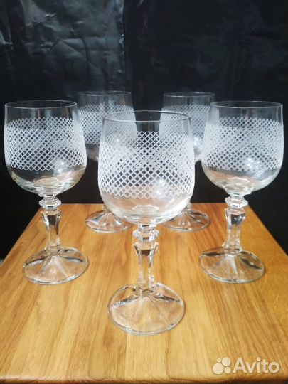 Вазы и рюмки хрусталь
