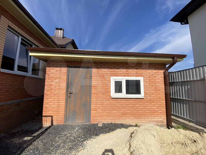 Дом 140 м² на участке 4 сот.