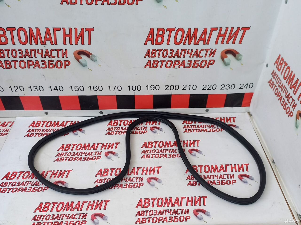 Уплотнитель двери передней левой Киа Селтос