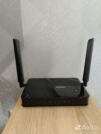 Wifi роутер Zyxel Keenetic Ultra II + 4G модем
