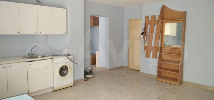 2-к. квартира, 56 м², 1/9 эт.