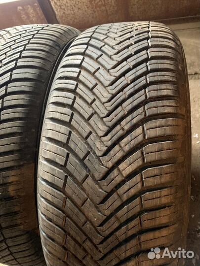 Continental AllSeasonContact 235/55 R19 105V