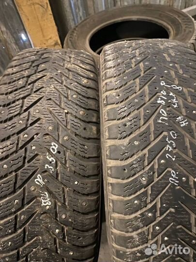 Nokian Tyres Hakkapeliitta 8 SUV 235/65 R17 108T