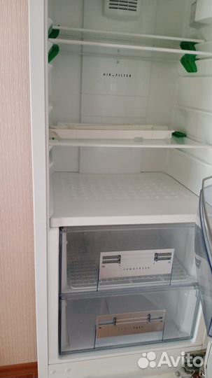 Холодильник AEG