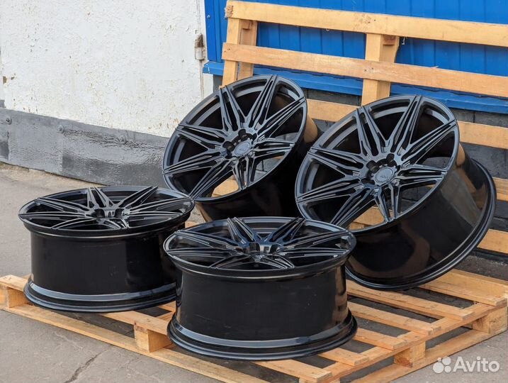 Кованые диски R23 5x112 на BMW X6M/ XM