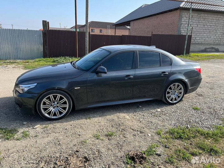 В разборе бмв е60 550 i 2010 год