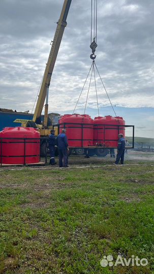 Емкости Пластиковые для перевозки в обрешетке