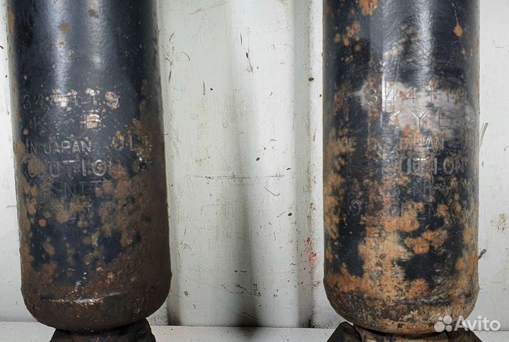 Амортизаторы передние Hyundai Galloper, Pajero 1