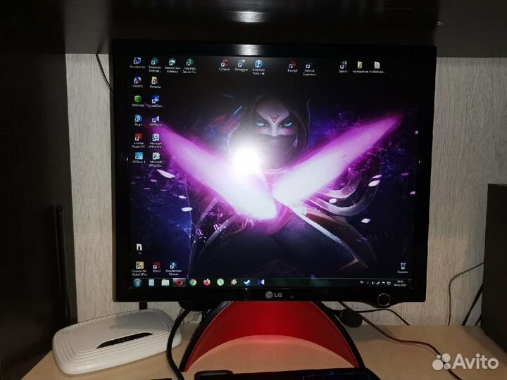 Монитор LG Flatron L1900J