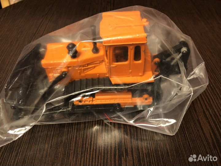 Трактор Т-2 коллекционные машинки