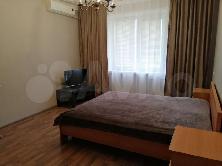 2-к. квартира, 41 м², 1/9 эт.