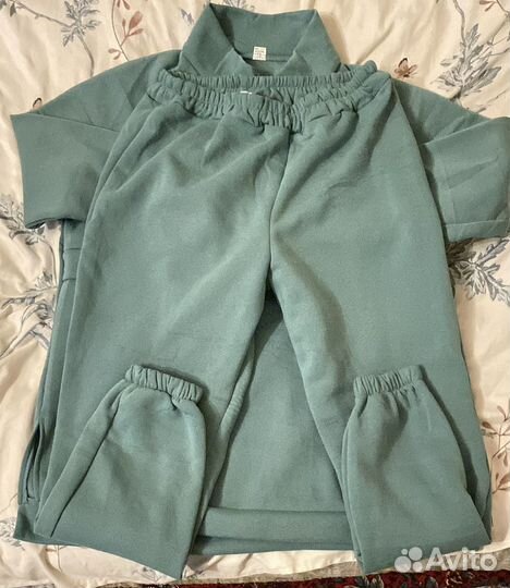 Спортивный костюм женский 46 48 новый