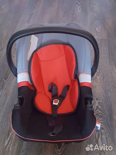 Переноска для детей в машину