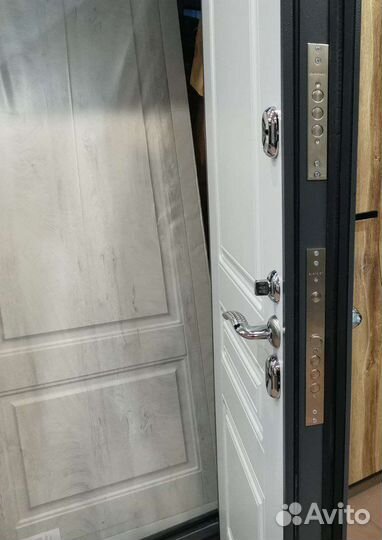Дверь входная металлическая с терморазрывом