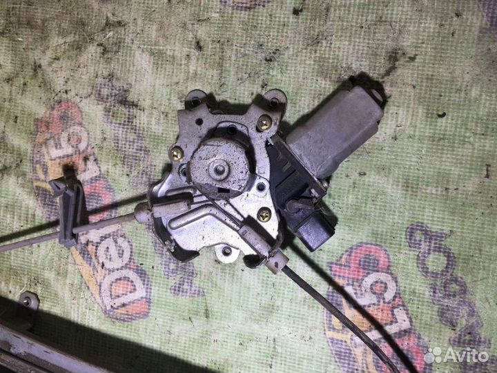 Стеклоподъемник задний правый Mitsubishi Lancer 9