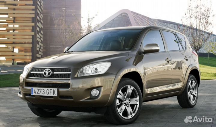 Стекло фары Toyota RAV4