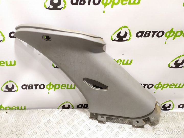 Обшивка стойки правая Kia Sorento 2003 2009