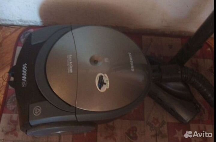 Пылесос Samsung управление на ручке