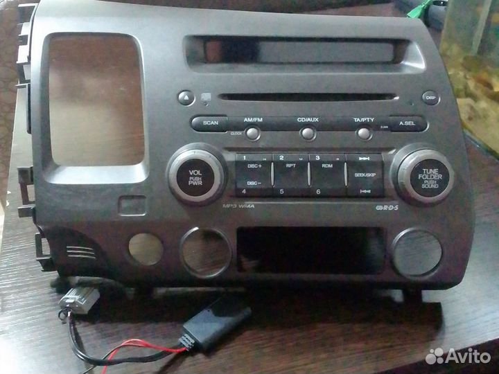 Головное устройство на Хонду Цивик