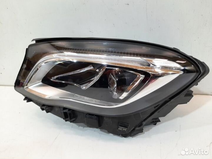 Фара передняя левая Mercedes-Benz Gla X156