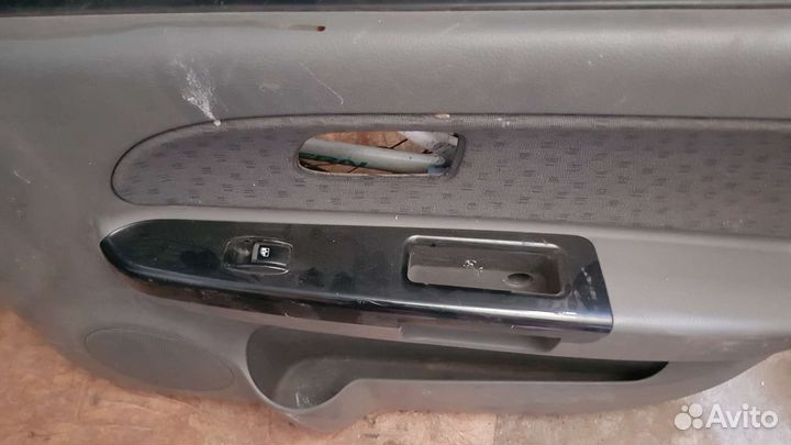 Обшивка двери кия