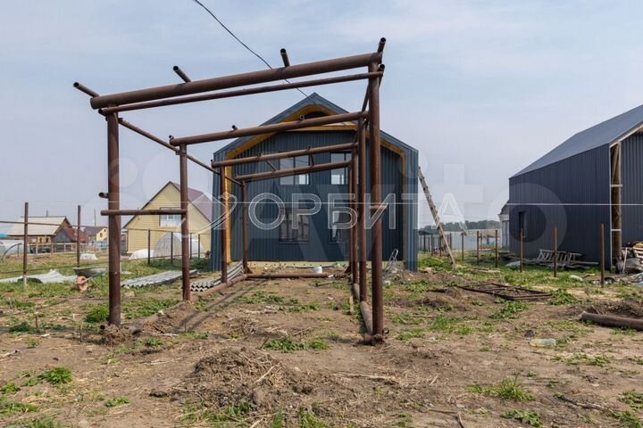 Дом 129 м² на участке 7,6 сот.