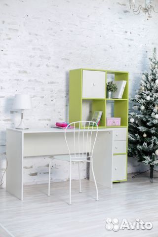 Детский письменный стол
