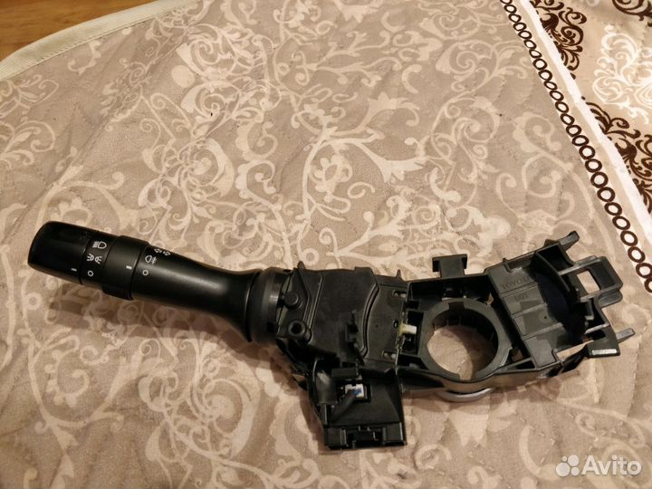 Подрулевой переключатель Toyota Corolla