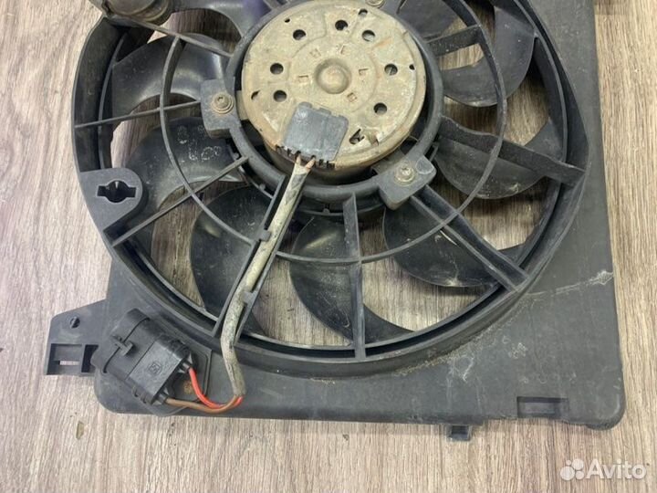 Вентилятор радиатора Opel Astra H Z17DTH