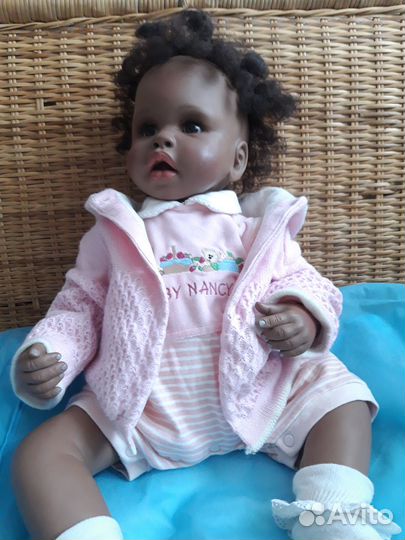 Продам коллекционную куклу