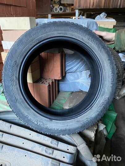 Nokian Tyres Hakkapeliitta 8 SUV 215/55 R17