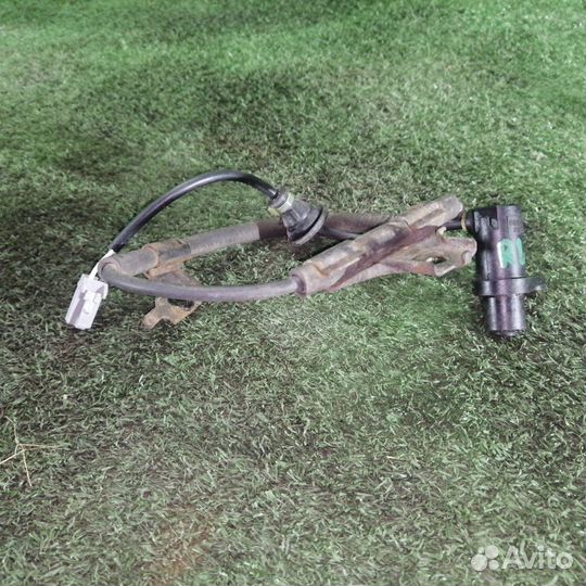 Датчик ABS задний левый Toyota Chaser JZX105