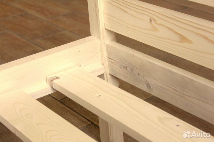 Кровать двуспальная