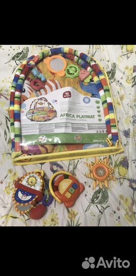 Развивающий коврик новый