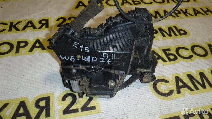 Замок двери передней левой Toyota Corolla (E150)