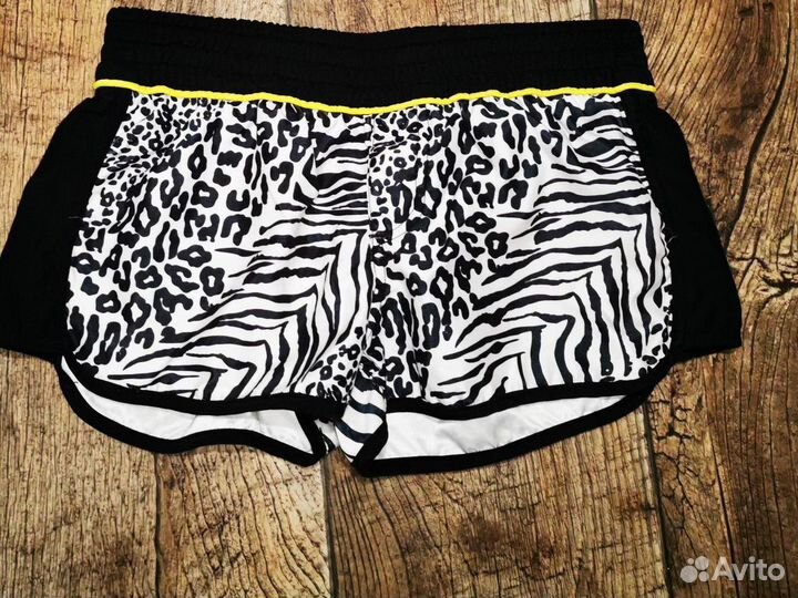 Шорты женские