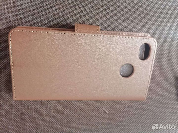 Чехлы на телефон