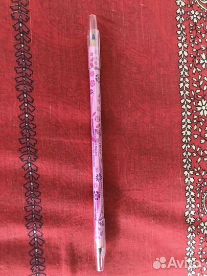 Карандаши для глаз, тени, румяна