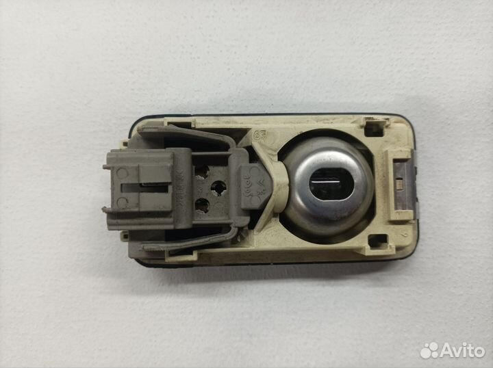 Фонари плафоны подсветки салона Peugeot 406